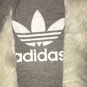 Adidas leggings✨